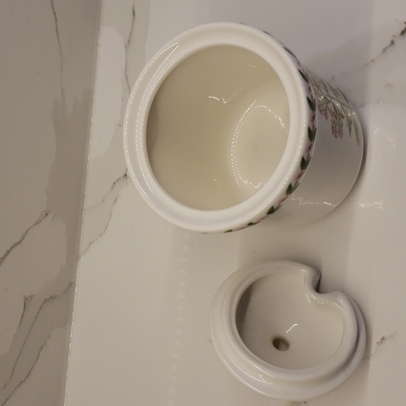 Maxwell & Williams porcelain Fragrant Garden Oregano container jar stor… - Picture 7 of 8